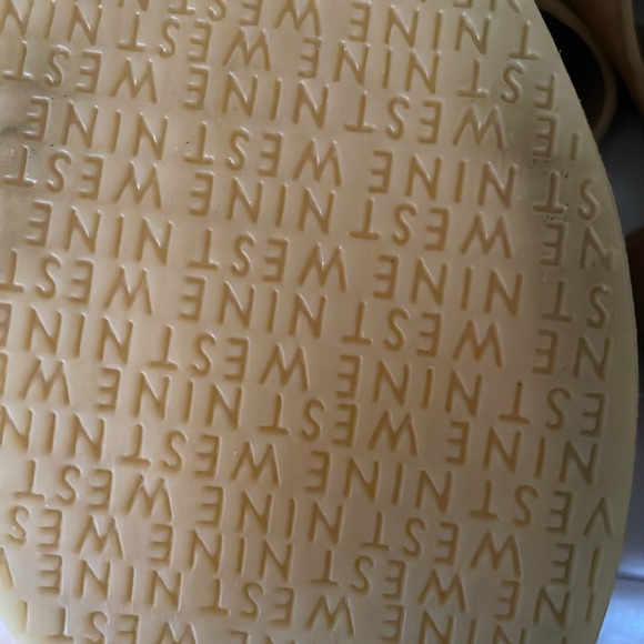 Nine West tan suede sandals. Size 9.5 new never worn. Great for summer - Picture 4 of 9